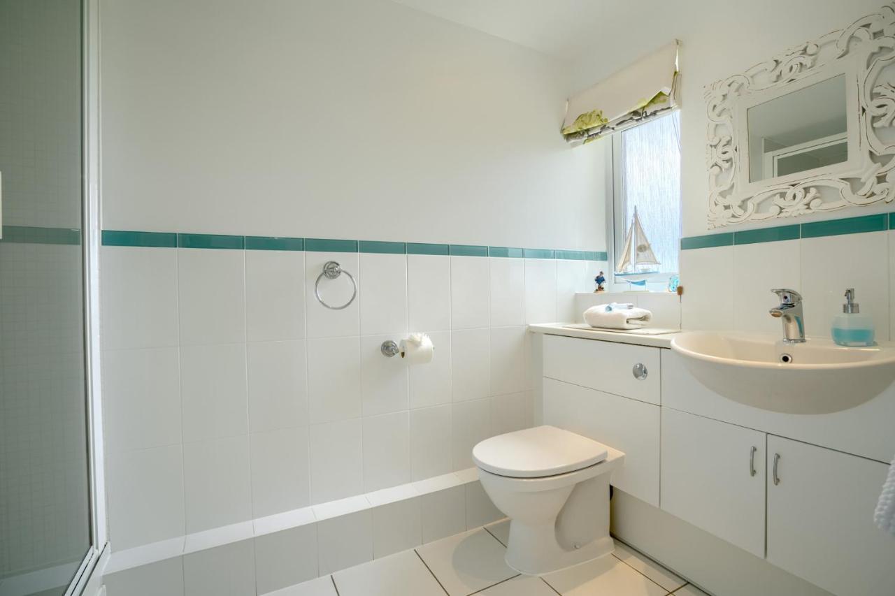 Luxury Beachfront Outstanding 2 Bedroom Apartment Torneo de Torneo de Eastbourne Exterior foto